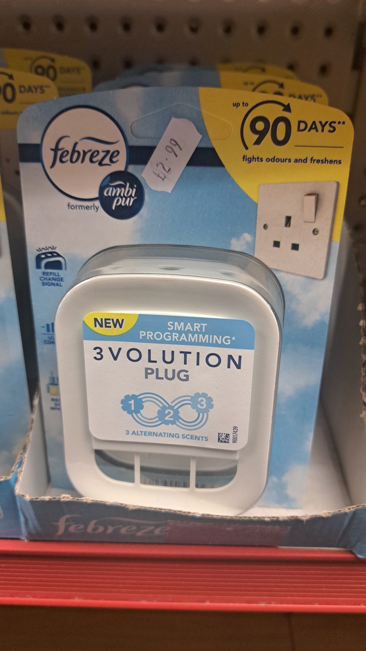 Febreze 3Volution Plug with Smart Programming